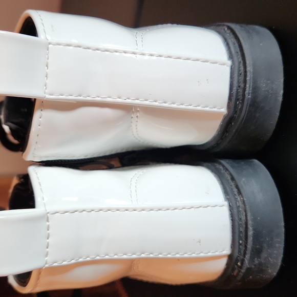 Comfy Kids White Lace-Up Boots Size EUR 21 - Picture 3 of 12